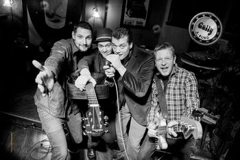 Live at GULLY Aschaffenburg - The session house band - every third thursday
