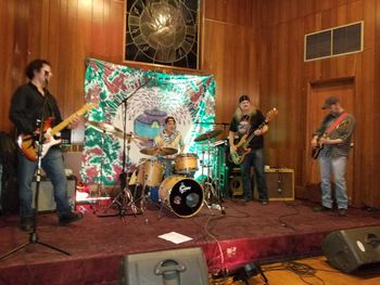 St. Cecila's Food Drive, Bergenfield Elks, NJ. November 2019. Mike Corr & Galinos filling in for Scotty & Sotiri..
