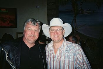 Me & Tracy Lawrence
