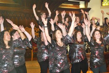 Les Ms. Choir
