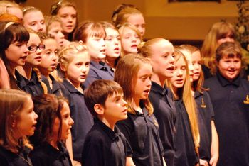 Hazelwood Elementary Choir under the direction of Lisa Drover
