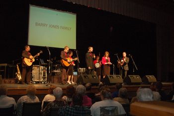 Bluegrass with the Barry Jones Family
