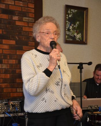 93 year old Eva Barrow sings at the MAGMA luncheon.
