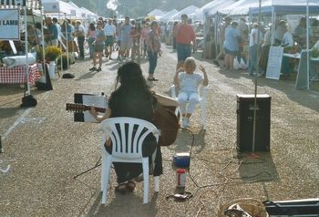 Columbia_Farmers_Market_2004_08
