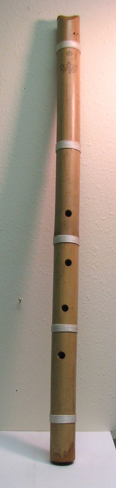 Used for meditational purposes this flute has white bindings and  Butteryfly wood burned near the mouthpiece.
$40.00