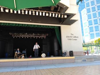 Idlewild_duo_storytelling_2019_Gallivan_ctr__wide_view
