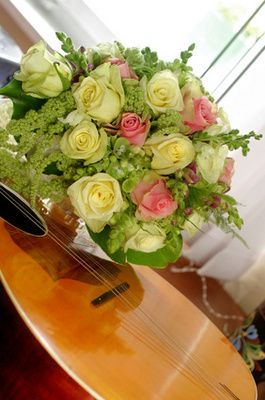 Acoustic Guitar Provides a Romantic Wedding Soundtrack
