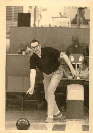 My Dad bowlin'!
