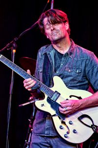 Shawn Jones Trio returns to Iva Lee's