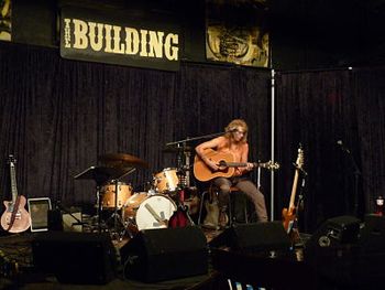 Gig at 'The Building'/Nashvegas
