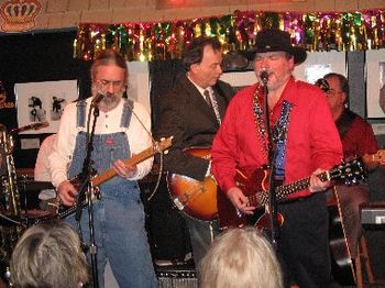 LJK, David Andrews & Les Kerr - Bluebird Cafe - Nashville, TN
