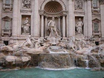 Trevi Fountain, Rome, Italy.
