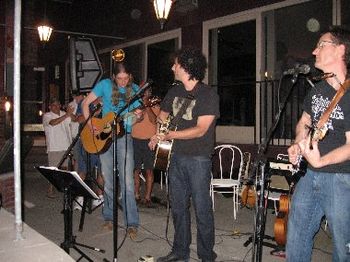 Tadd, Matt, Fred Saratoga and some fun drunks behind the speaker.
