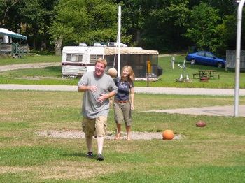 Johnny and Jules must end the tetherball death match to get on the road.
