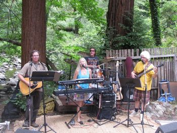 house_concert_2014_jpg My backyard in Boulder Creek, CA
