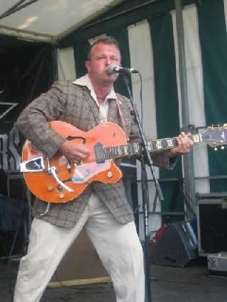 Dave at Rockabilly Day Belgium.
