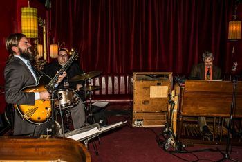 Bearded Brian Baggett Bends it at the Green Lady Lounge
