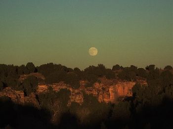 beneath the comanche moon
