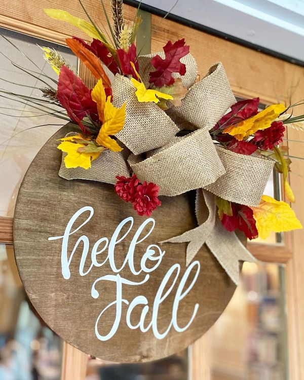 Hello Fall Round Door Hanger