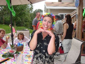 Holli (WORLD FAMOUS BARTENDER) kept everyone happy with tropical drinks
