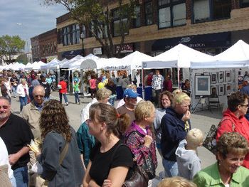 The crowds were plentiful at the Sidewalk Art Festival sponsored by the Washington Pavilion of Arts and Science
