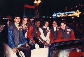 Disney Parade W/ Jennifer, Dale, Lindsey, Josh, Marc (Season 4)
