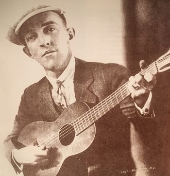 Jimmy Rogers playing his (new) 1926 Martin D-17
