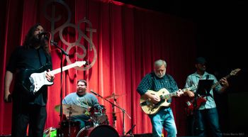 Live at the Post in Fort Worth, July 2021 (photo by Trista Morris)
