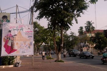 Banner on Norodom bd in front of Monument Books
