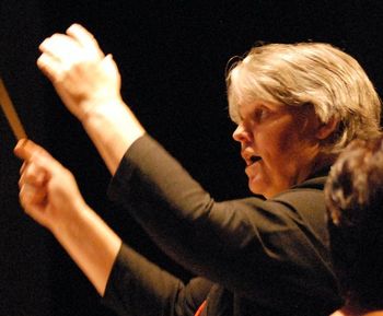 Music Director & Conductor Sylvia Lee Mann
