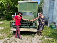 Mini Indiana Tour! Opal Fly & Jan Bell at The Sinkhole