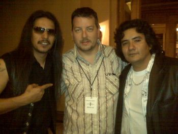 Los Lonely Boys
