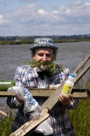 Uncle Floyd cleans up the river with Pete - Uncle Floyd is a NJ revered and classic comedian - UncleFloyd.com
