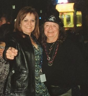 Bluesaholics in the House (w/SCBS Board Member Lorraine)
