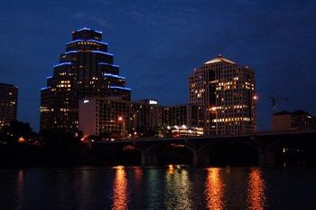 Austin, Texas paddleboat view (by Holly Hasstedt)
