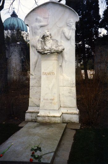 Franz Schubert grave, Vienna, 1999
