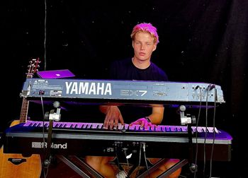 Linus Andersson - keyboard for WORLD5 album III
