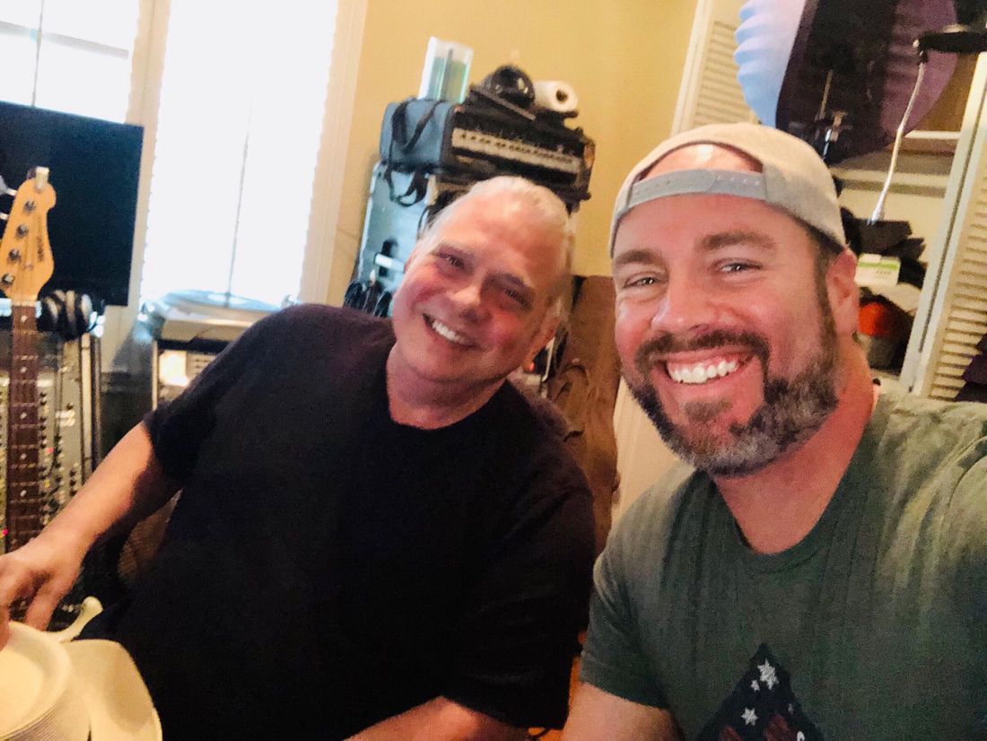 Joe + Lou at Joe´s studio in Houston / TX

