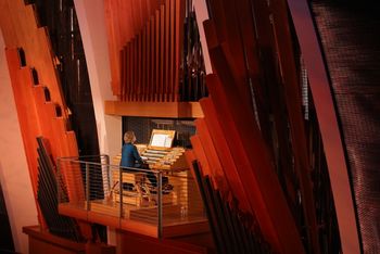 Solo recital at the Kauffman Center for the Performing Arts, 2015 Photo credit:  Eric Williams
