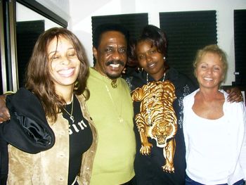Ike_and_Audrey_Turner_with_Tish_and_Cheryl
