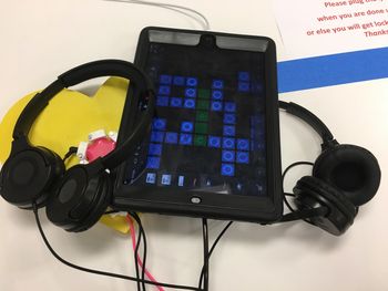 IPad Station with headphones and cable lock

