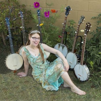 Donna Lynn Caskey 10 Banjo Babes 2016 Photo
