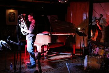 Nu Quartet Plus @ Cliff Bell's - July 2011 (20): Brad, Pat Prouty
