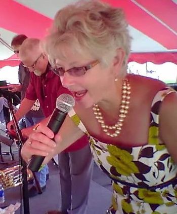 Michigan Jazz Fest (With Steve Wood) - 2010 (4): Brad, Steve Wood, Linda Yohn
