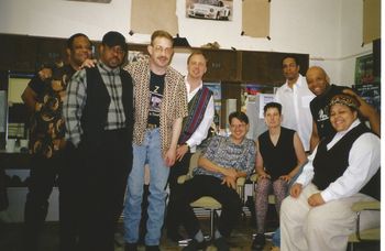 Howard Johnson's Gravity in Europe - Circa 1998-1999 (5): Howard Johnson, Onaje Allan Gumbs, Brad, Carl Kleinstueber, ?, ?, Steve Logan, J.T. Lewis, Nedra Johnson
