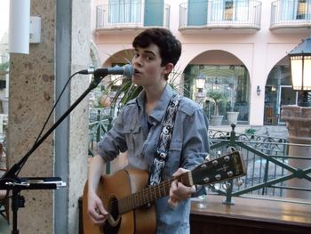 Joe Given - Pacific Inn Manyana Lounge 2012
