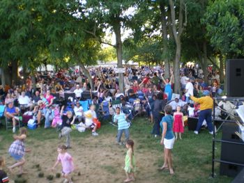 Beachaven Winery Crowd 1
