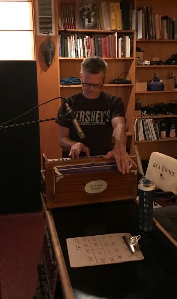 Weekend-Vinyl-Brad-Jones-Harmonium
