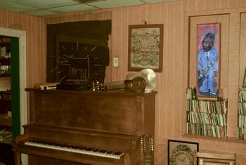 Alex-the-Great-Studio Honky Tonk Piano
