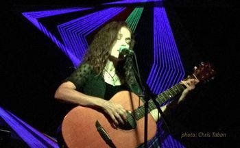 Suzy's Bar and Grill, Hermosa Beach Photo of Nicolette Aubourg by Chris Tabon
